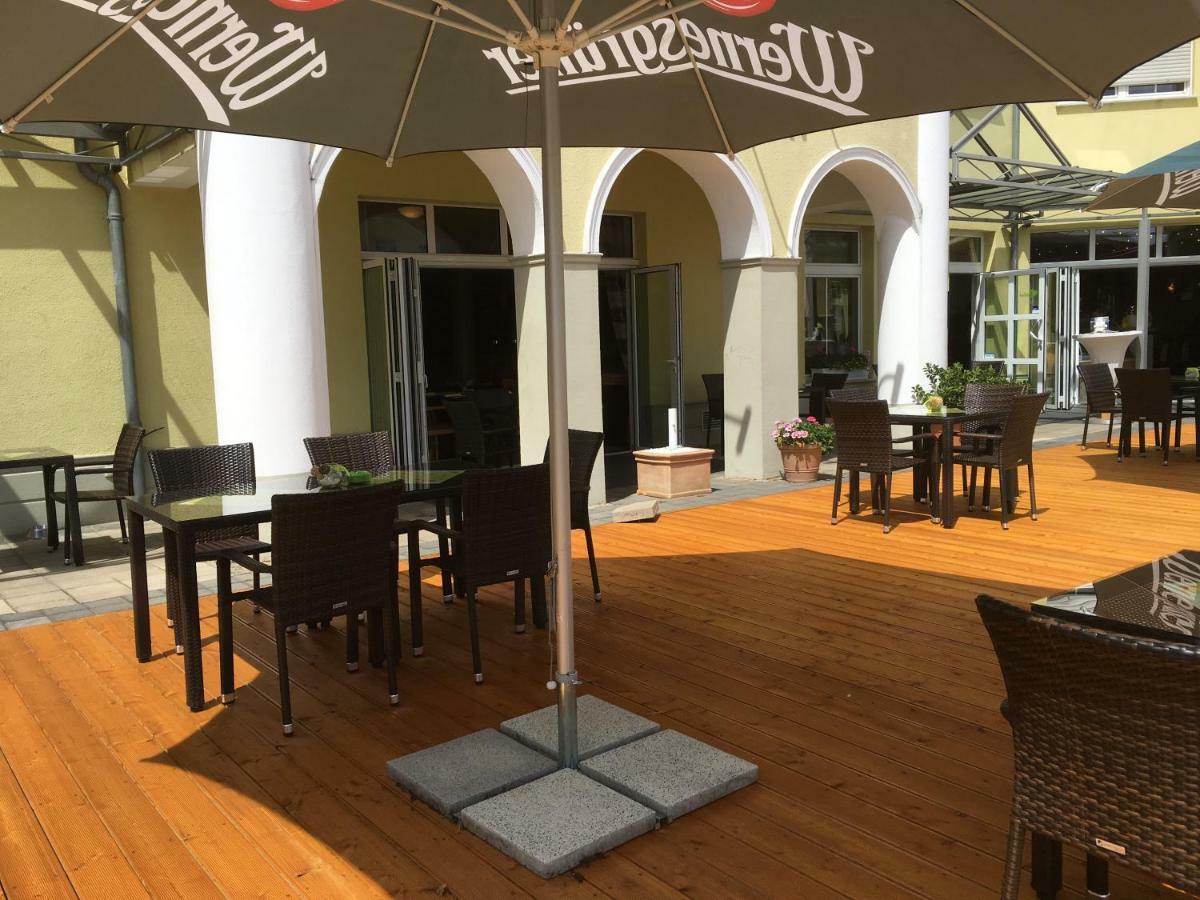 Braunsbedra Warias Hotel & Restaurant מראה חיצוני תמונה