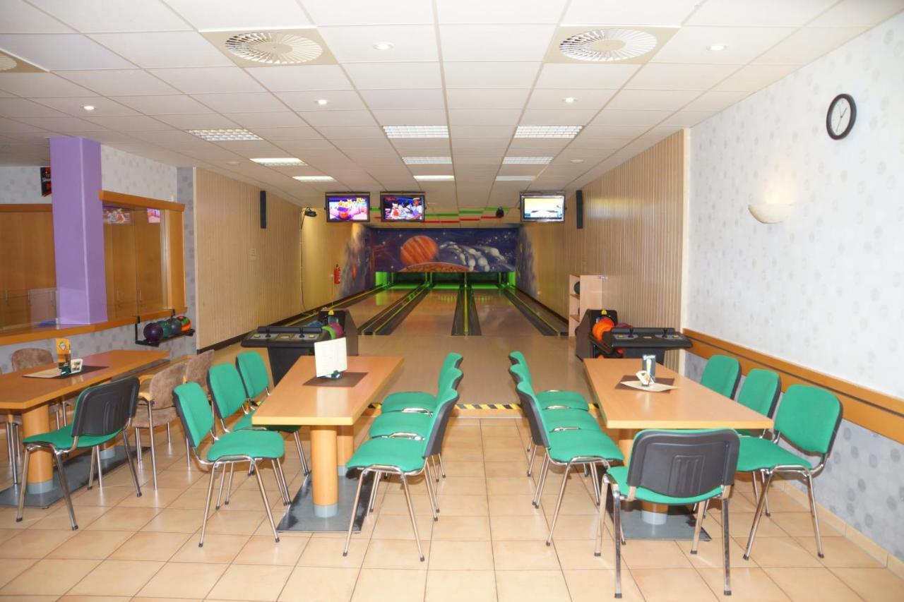 Braunsbedra Warias Hotel & Restaurant מראה חיצוני תמונה