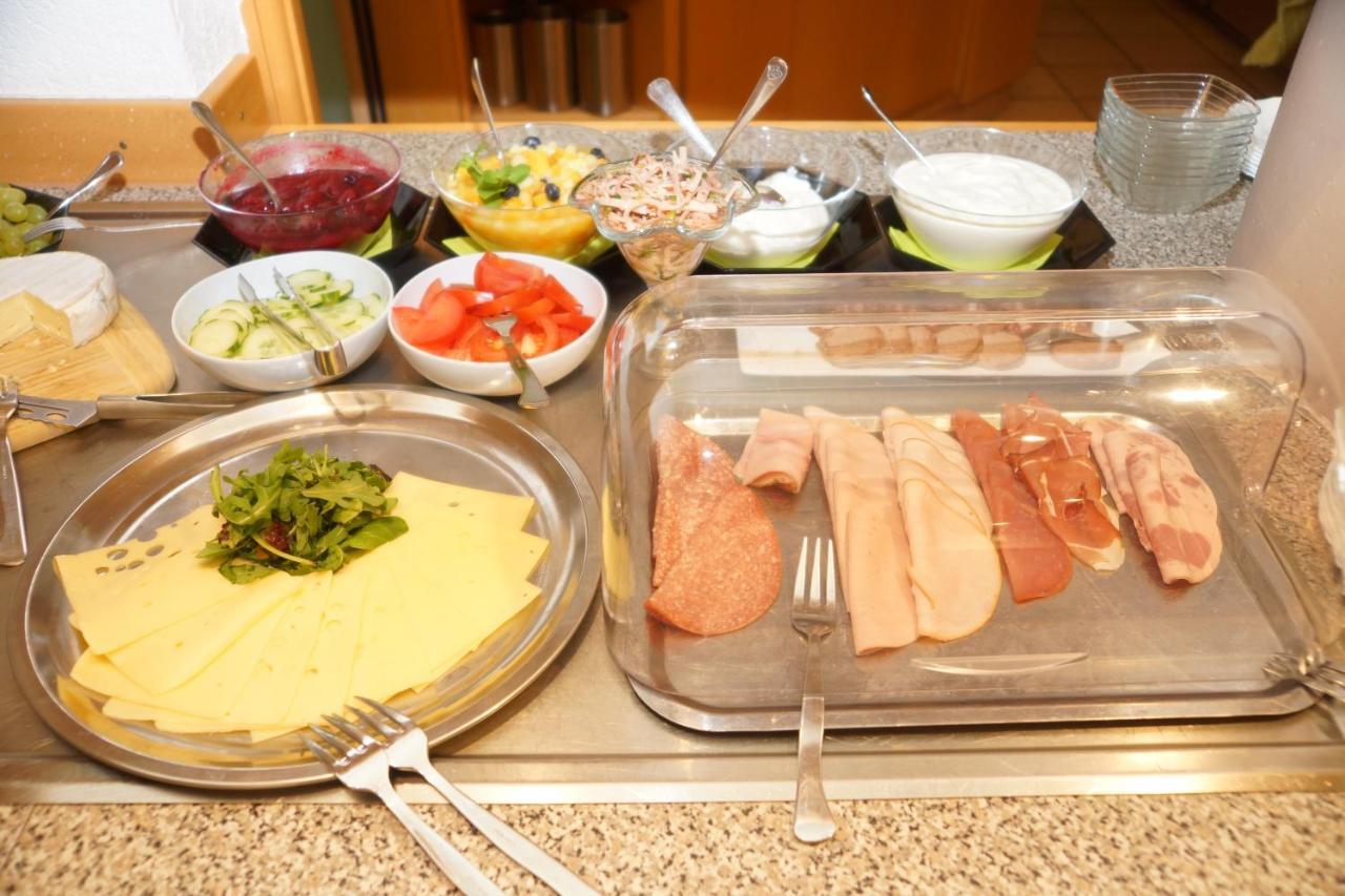 Braunsbedra Warias Hotel & Restaurant מראה חיצוני תמונה